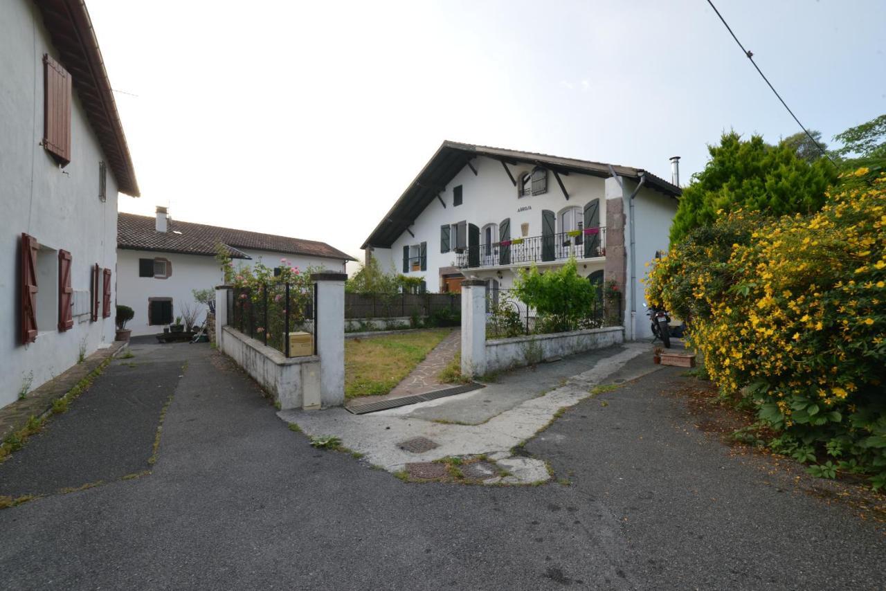 Apartamento Etxe Arrosa Saint-Martin-dʼArrossa Exterior foto
